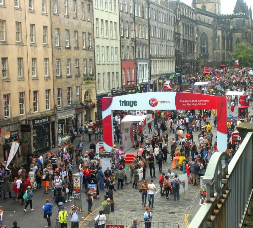 Royal Mile Mansions 14 Lägenhet Edinburg Exteriör bild
